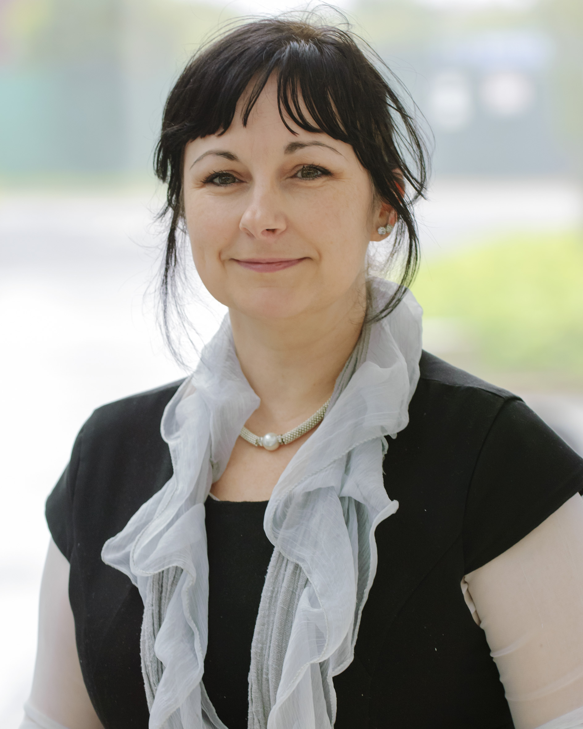 Headshot of Professor Amanda McCann